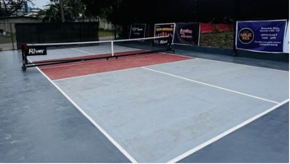 Qusina PIQLE QLUB Pickleball Court